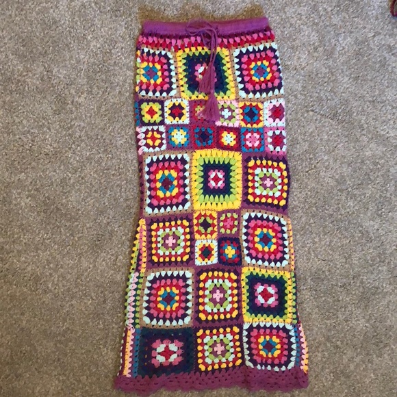 SOLD BNWOT Spell Designs Carnaby Crochet Skirt M/L - Picture 2 of 5